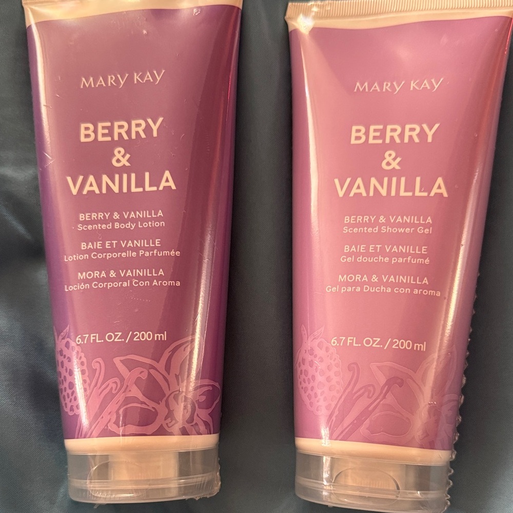 Mary Kay Berry & Vanilla Body Lotion and Shower Gel